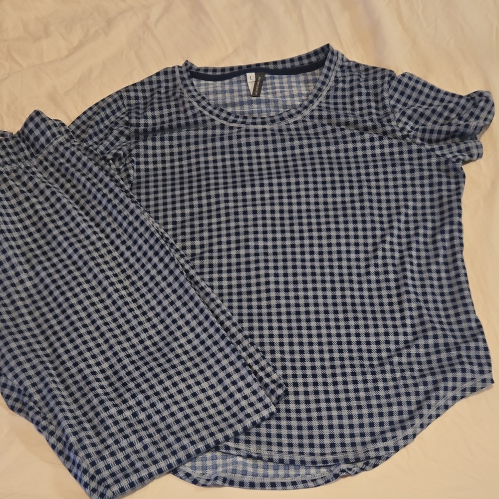 Elegant Blue Checkered Women's Pajama Set